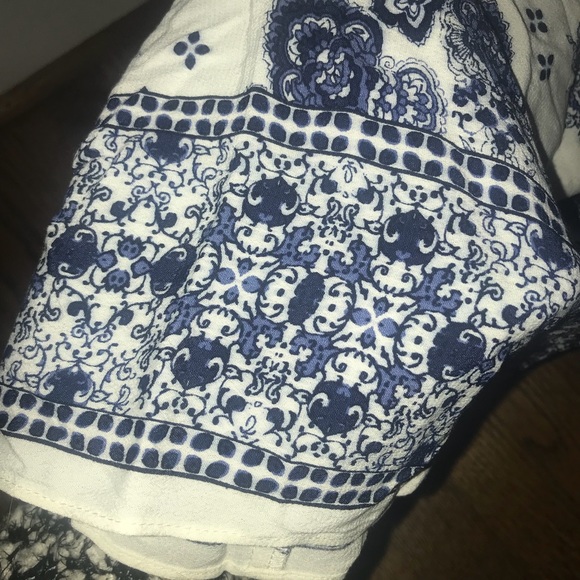 NWT Beachy Cold Shoulder Dress Paisley Floral Cut - Picture 3 of 7